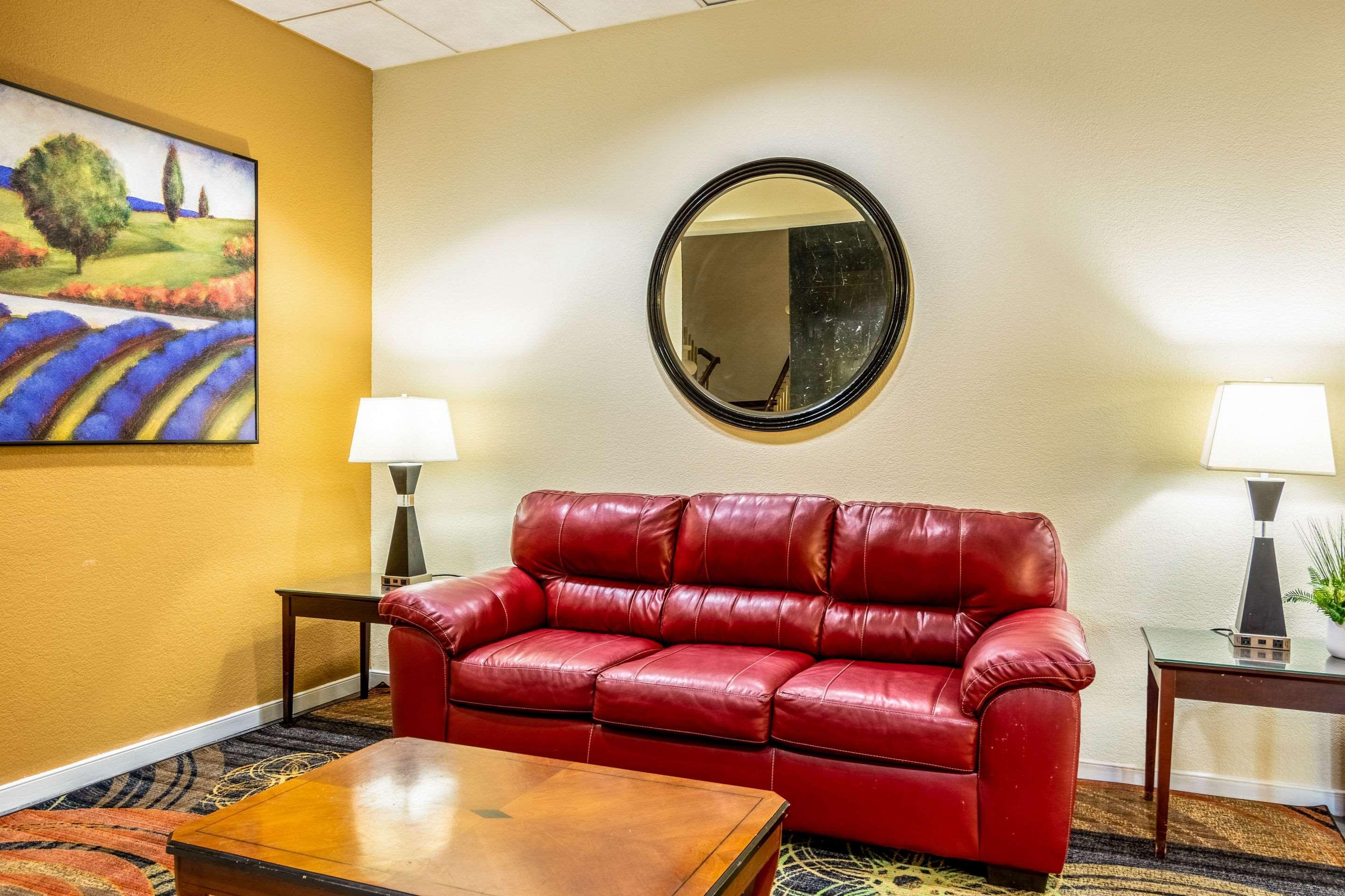 Rodeway Inn Central Richmond Dış mekan fotoğraf